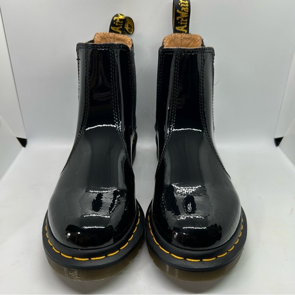 Dr. Martens 2976 Black Patent Leather Chelsea Boot Womens Size 7 - Picture 3 of 9